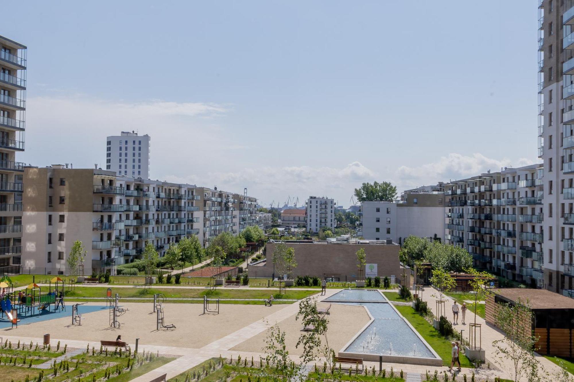 Glow Apartments, Apartamenty Nowa Letnica 格但斯克 外观 照片